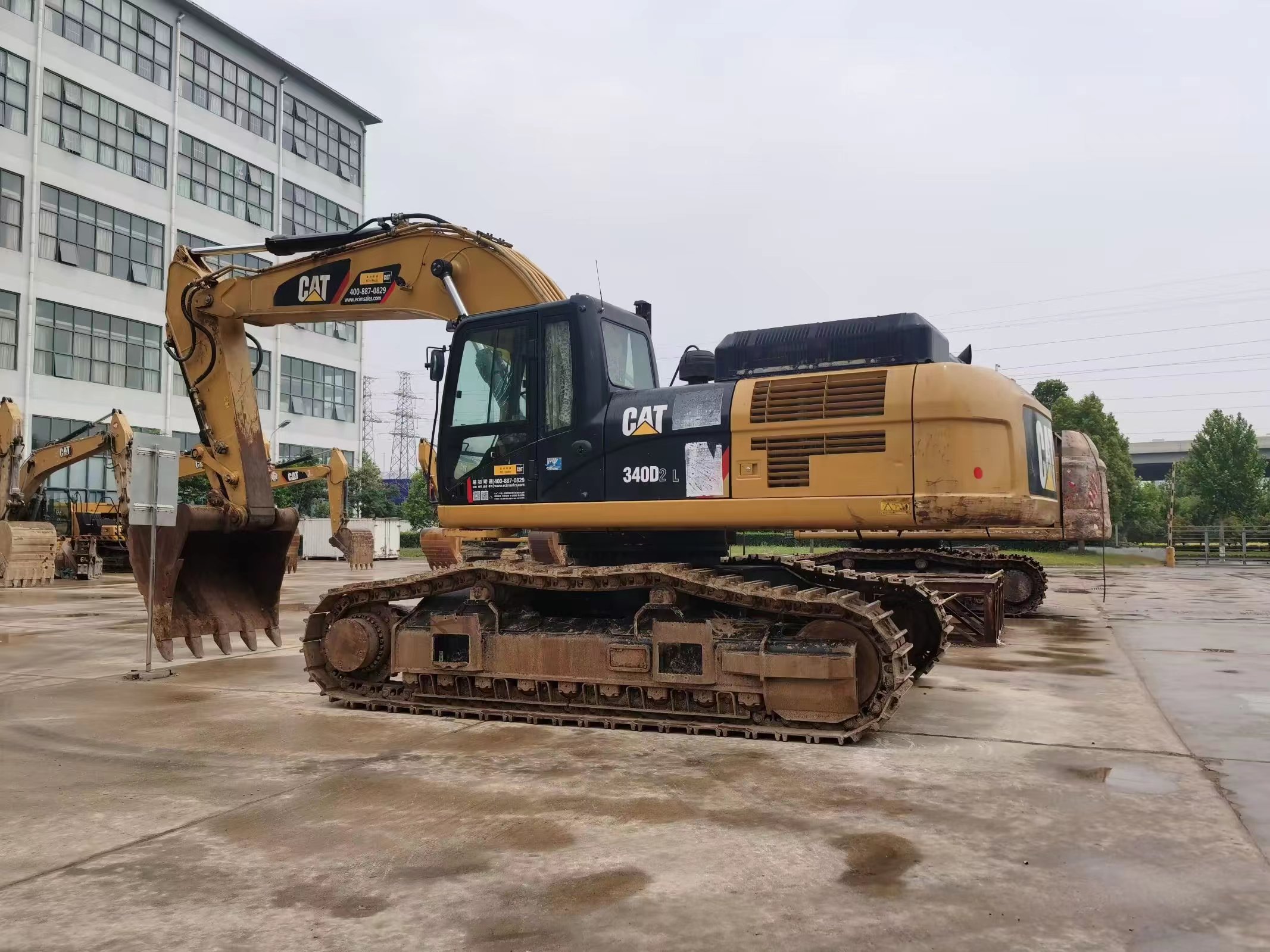 CAT  340D2L